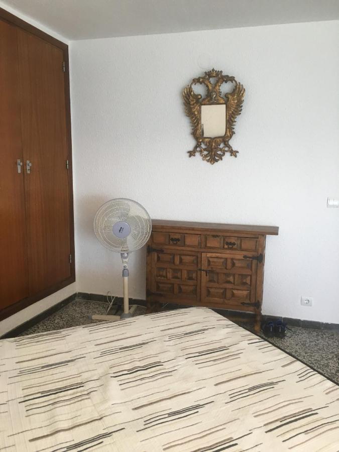 Appartement Spacieux, Front De Mer, Vue Splendide Салоу Экстерьер фото