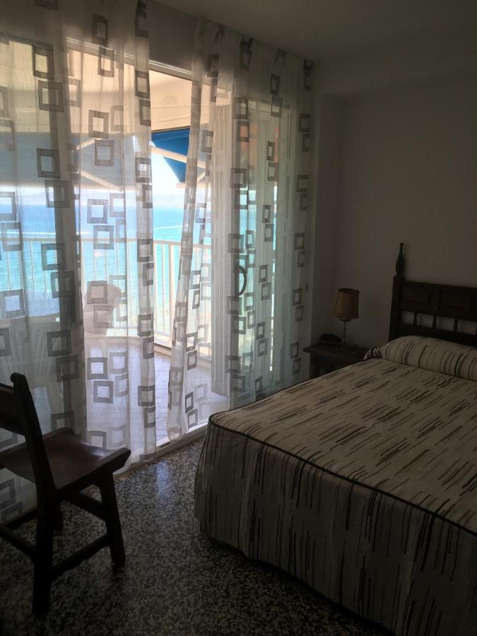 Appartement Spacieux, Front De Mer, Vue Splendide Салоу Экстерьер фото